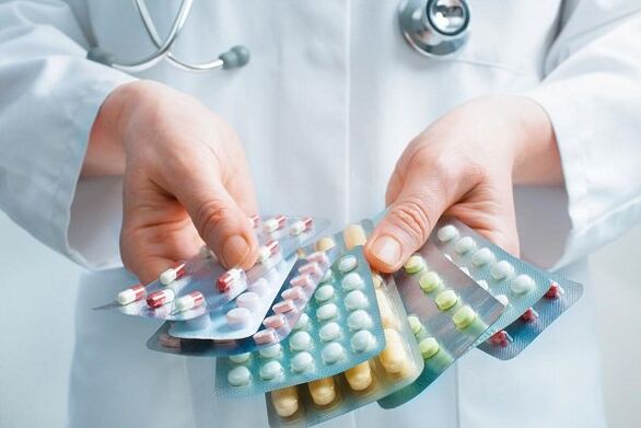 dokter memilih antibiotik untuk prostatitis